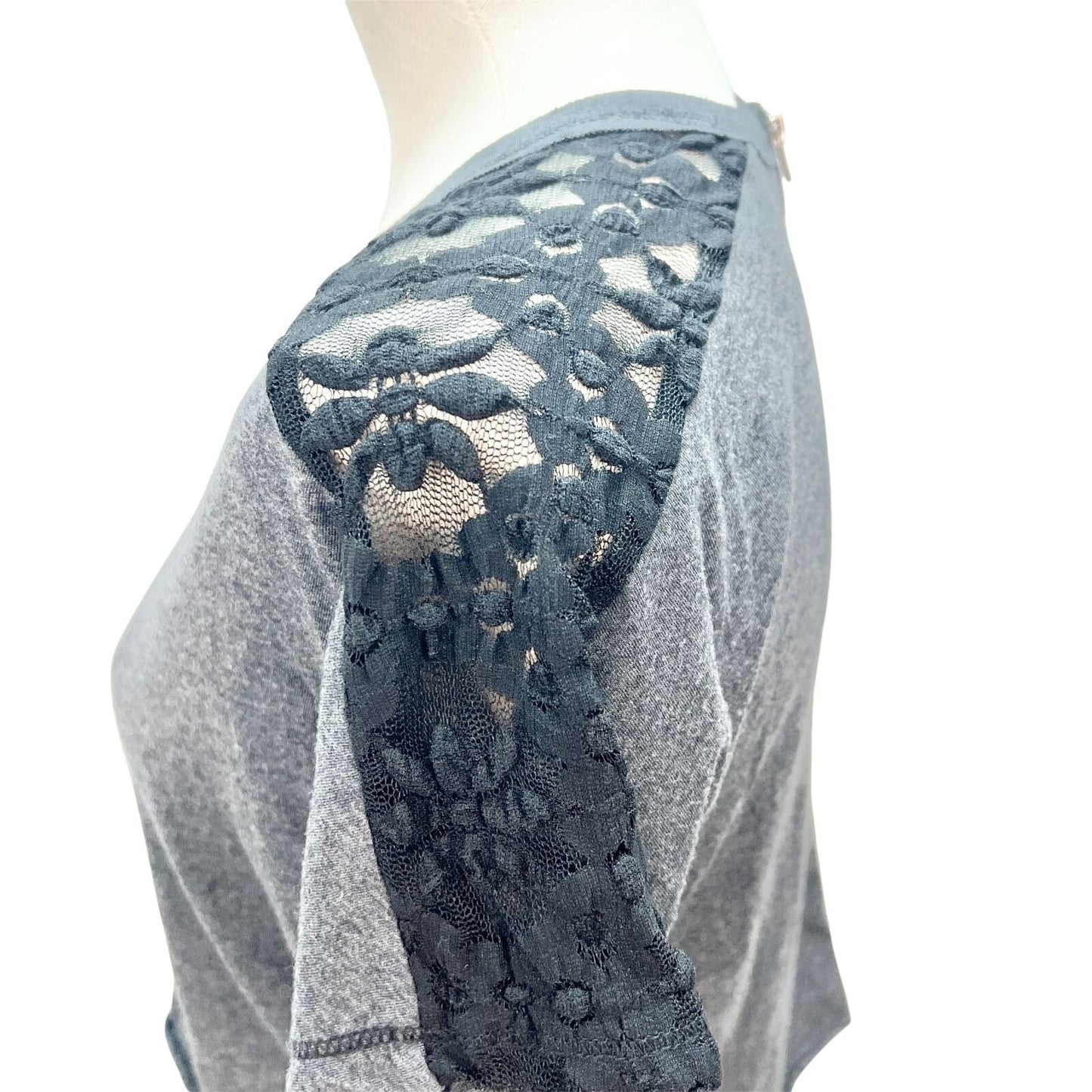 To Love Womens 12 Short Sleeve Gray Cut Off Shirt Black Lace Shoulders